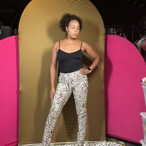 J. McLaughlin Black Top and Brown Patterned Skinny Pants